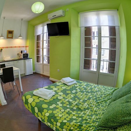 Apartamentos Gold มาลากา ภายนอก รูปภาพ