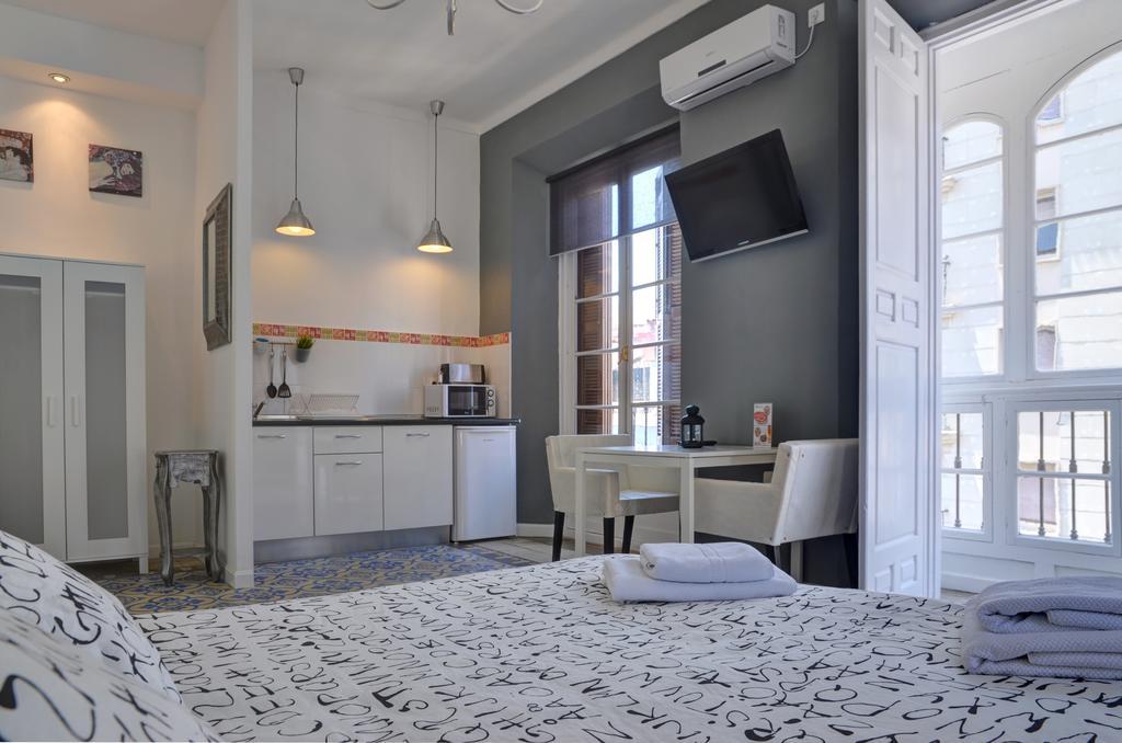 Apartamentos Gold มาลากา ห้อง รูปภาพ