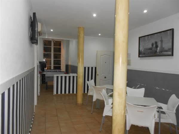 Apartamentos Gold มาลากา ภายนอก รูปภาพ
