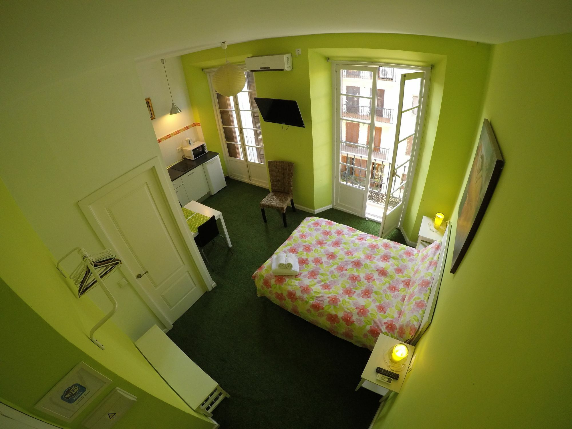 Apartamentos Gold มาลากา ภายนอก รูปภาพ